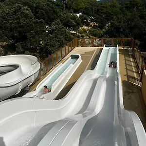 mobil-home-dans-camping-4.fr-provencehotel.com/